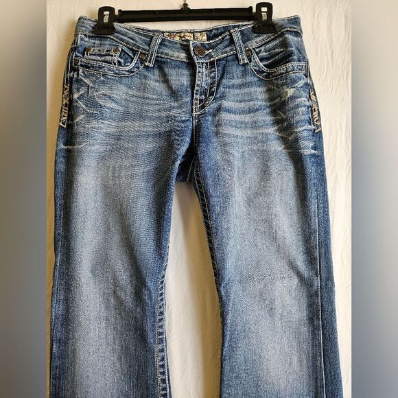 BKE Jeans Womens 28 x 29.5 (30x29) Sabrina Low Rise Boot Stretch Distressed GUC - Picture 4 of 10